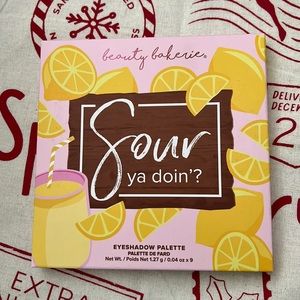 Beauty bakerie Sour ya doin? Eye shadow pallet